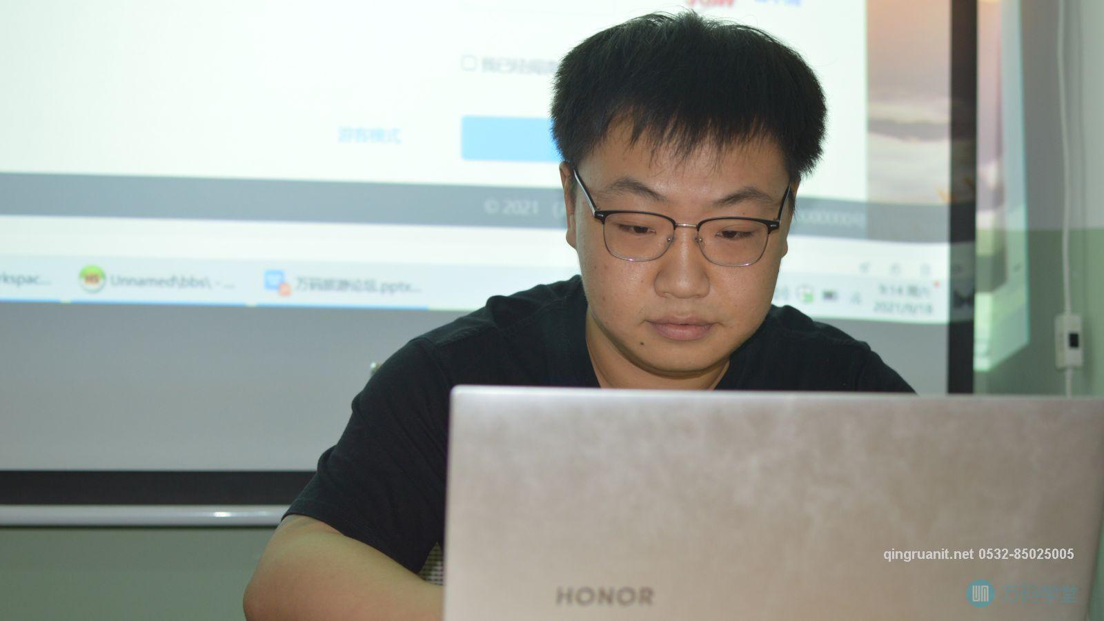 道阻且长，行则降至-Java培训,做最负责任的教育,学习改变命运,软件学习,再就业,大学生如何就业,帮大学生找到好工作,lphotoshop培训,电脑培训,电脑维修培训,移动软件开发培训,网站设计培训,网站建设培训