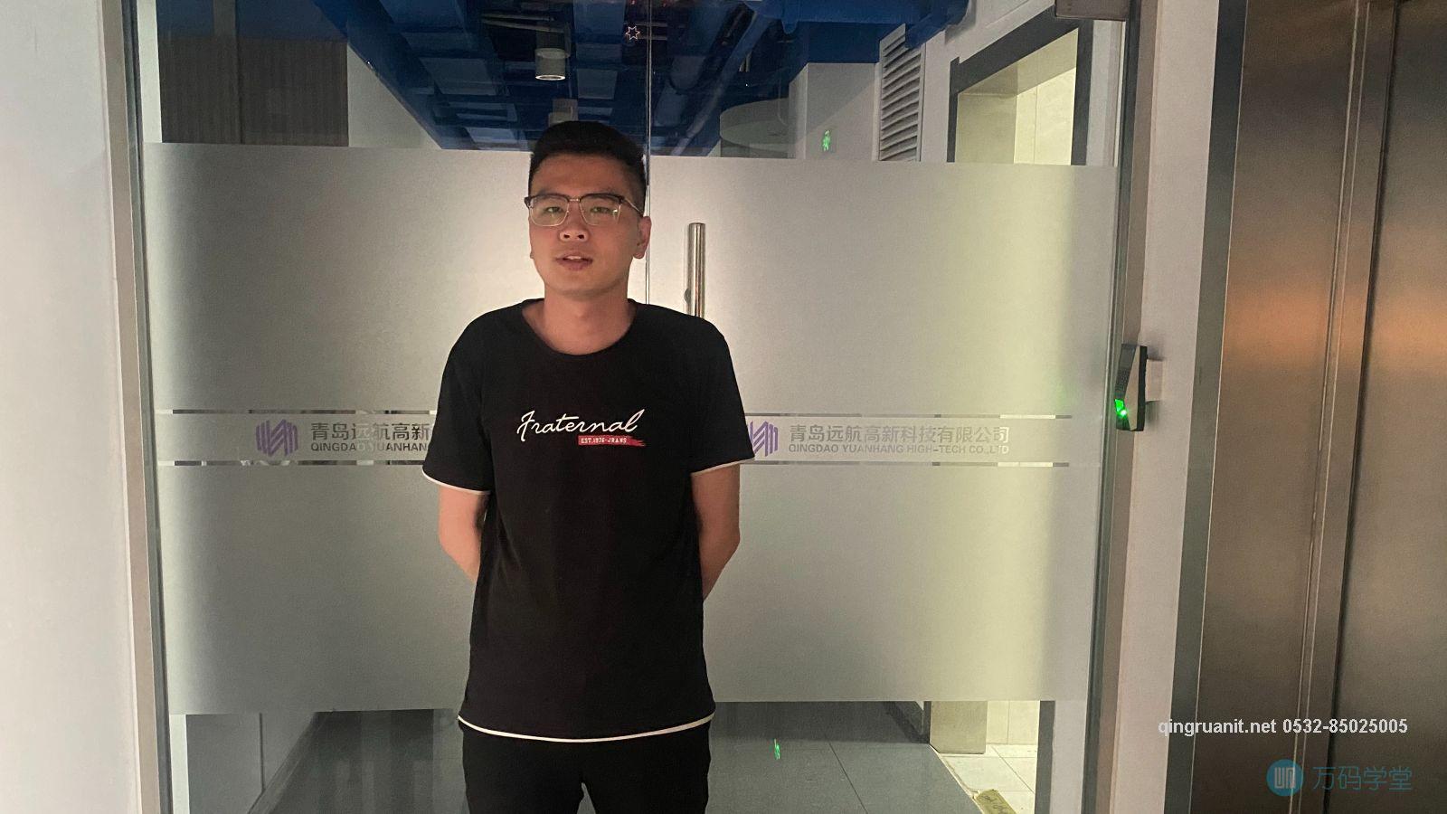 一个人的坚持就是胜利-Java培训,做最负责任的教育,学习改变命运,软件学习,再就业,大学生如何就业,帮大学生找到好工作,lphotoshop培训,电脑培训,电脑维修培训,移动软件开发培训,网站设计培训,网站建设培训