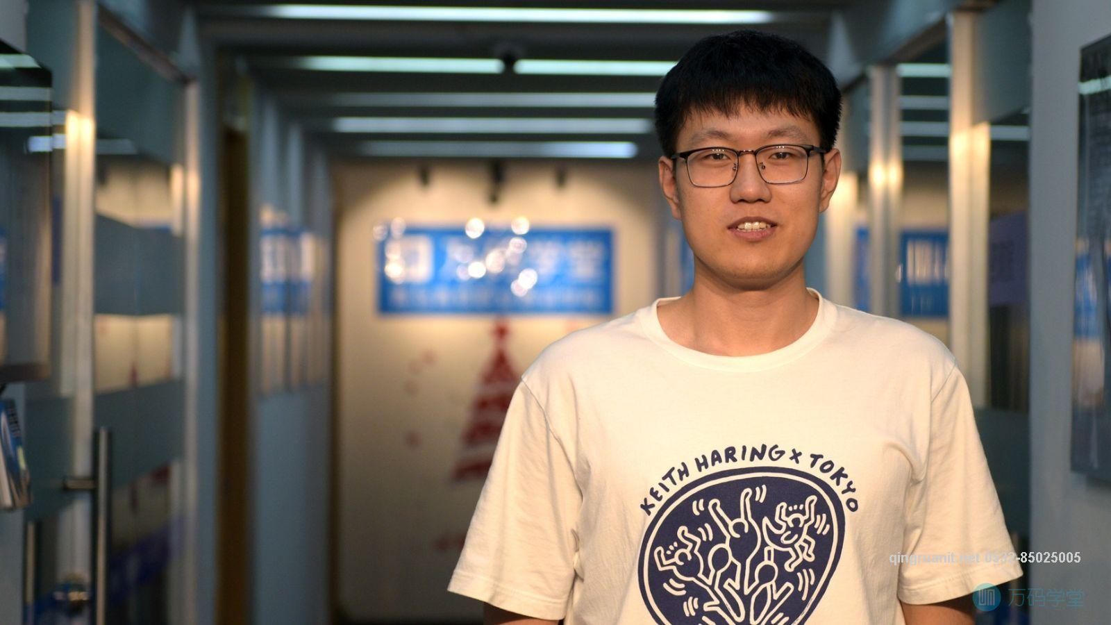 青软培训,Java培训,软件培训,Java培训机构,Java培训学校,万码学堂,电脑培训,计算机培训,Java培训,JavaEE开发培训,青岛软件培训,软件工程师培训