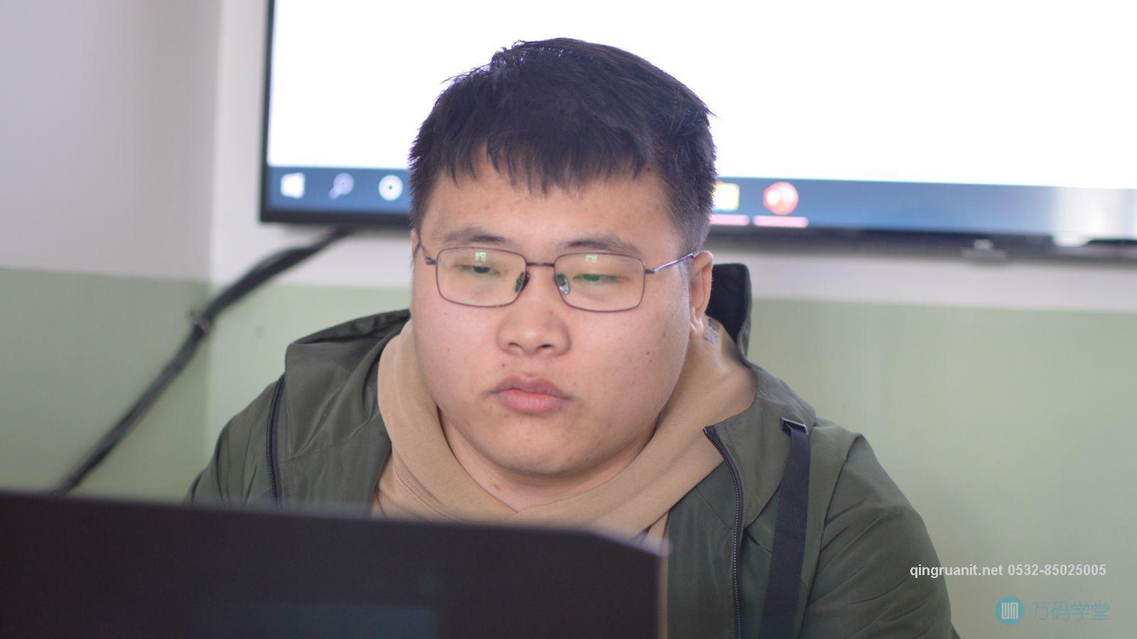 青软培训,Java培训,软件培训,Java培训机构,Java培训学校,万码学堂,电脑培训,计算机培训,Java培训,JavaEE开发培训,青岛软件培训,软件工程师培训