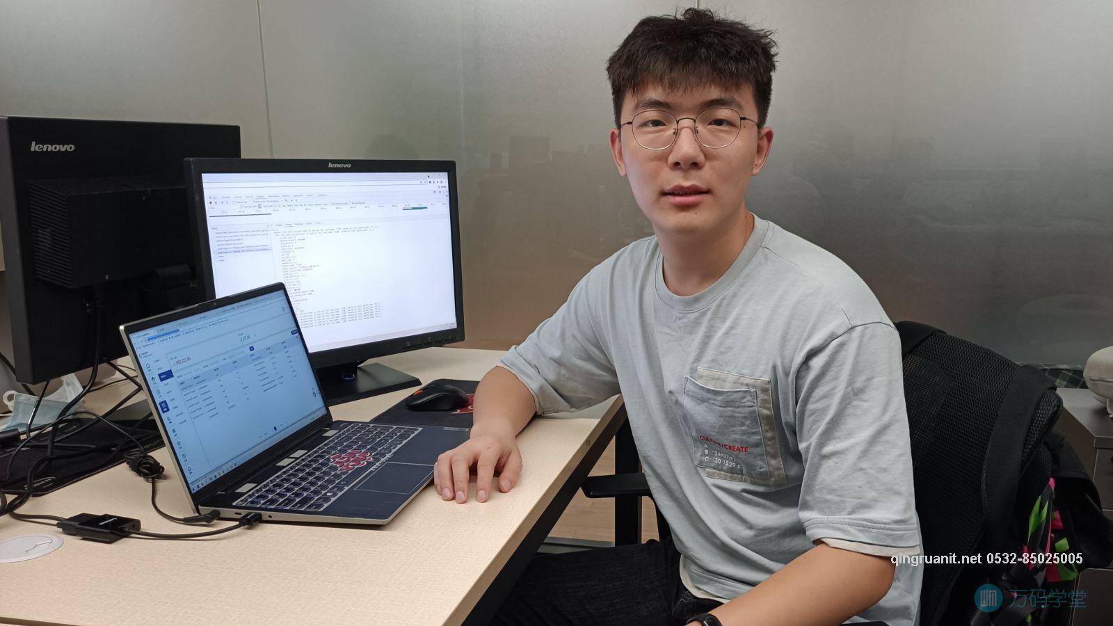 青软培训,Java培训,软件培训,Java培训机构,Java培训学校,万码学堂,电脑培训,计算机培训,Java培训,JavaEE开发培训,青岛软件培训,软件工程师培训