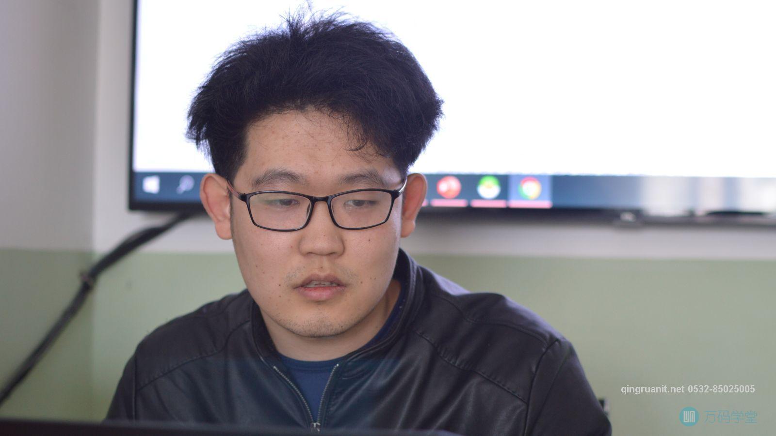 青软培训,Java培训,软件培训,Java培训机构,Java培训学校,万码学堂,电脑培训,计算机培训,Java培训,JavaEE开发培训,青岛软件培训,软件工程师培训