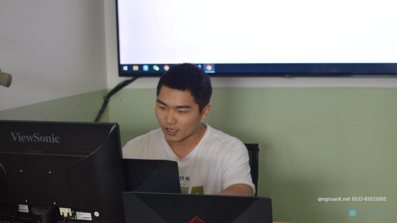 青软培训,Java培训,软件培训,Java培训机构,Java培训学校,万码学堂,电脑培训,计算机培训,Java培训,JavaEE开发培训,青岛软件培训,软件工程师培训