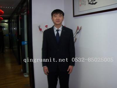 1505179106844040623.jpg 大学生就业培训,高中生培训,在职人员转行培训,企业团训