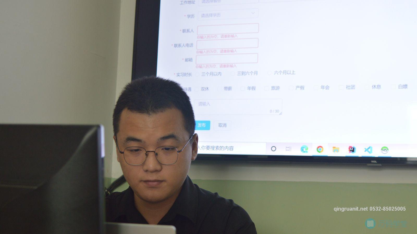 青软培训,Java培训,软件培训,Java培训机构,Java培训学校,万码学堂,电脑培训,计算机培训,Java培训,JavaEE开发培训,青岛软件培训,软件工程师培训